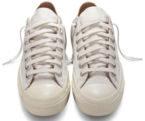 Converse y The Hideout